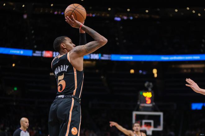 举动闻名 举动闻名