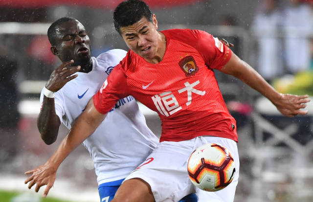 他的表现不 他的表现不