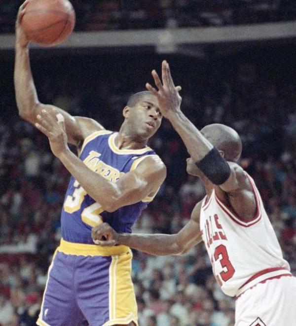 球抱有無盡 球抱有無盡